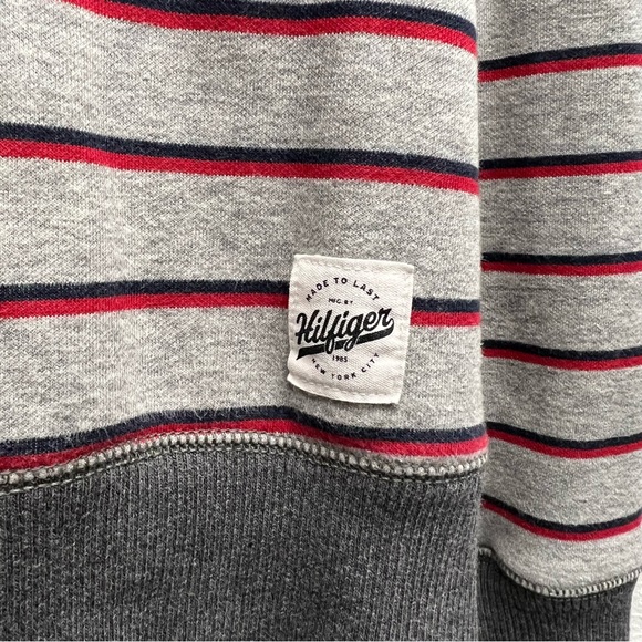 Tommy Hilfiger Crew Sweatshirt - Men's Size M - Picture 4 of 6